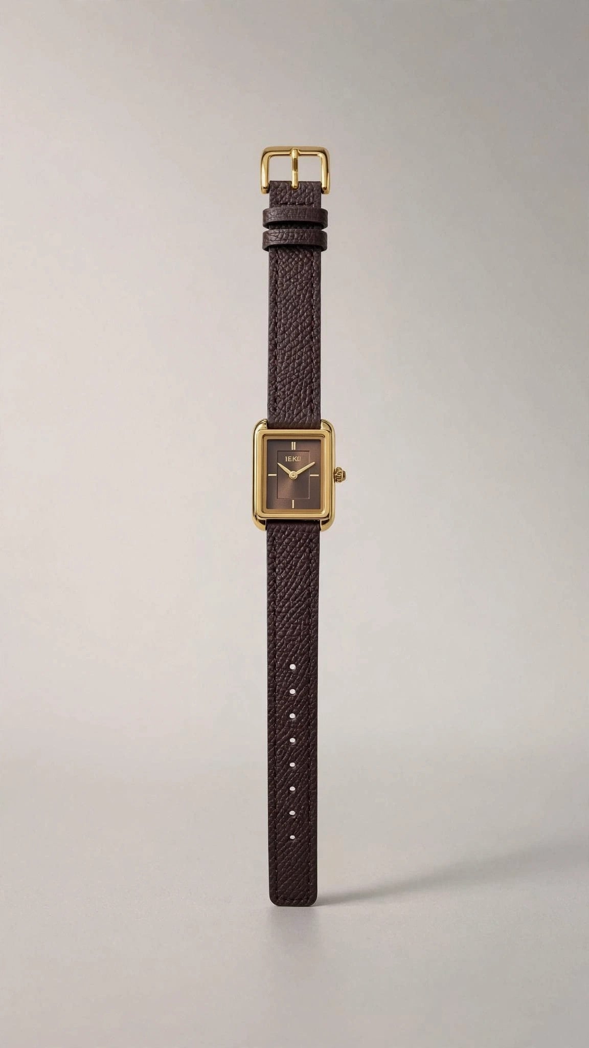 Montre Femme Carrée Bracelet Cuir